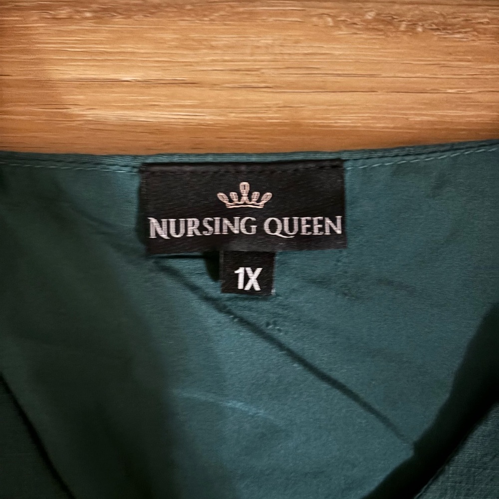 Nursing Queen dress